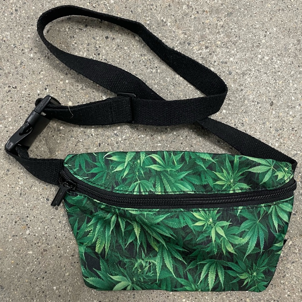 Fydelity Marijuana Weed Leaf Slim Adjustable Festival Fanny Pack